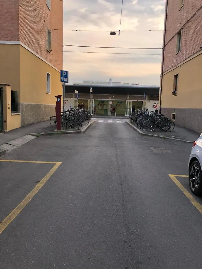 Guest house Affittacamere Home&Stazione Bologna